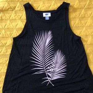 OLD NAVY TANK SIZE EXTRA SMALL